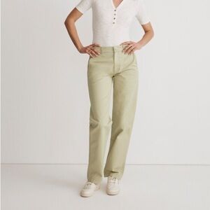 Madewell Low-Slung Straight Chino Pants in Pale Lichen Size 25